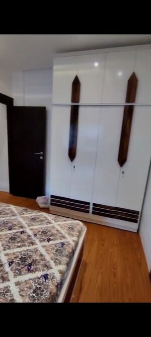 Room in 1 BHK Apartment at Sea Beach View, Bandra West – for Rent