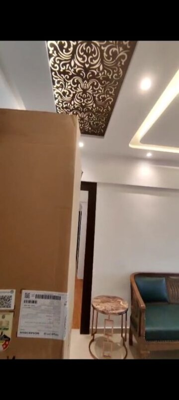 Furnished Amenities in 1 BHK Apartment at Sea Beach View, Bandra West – for Rent