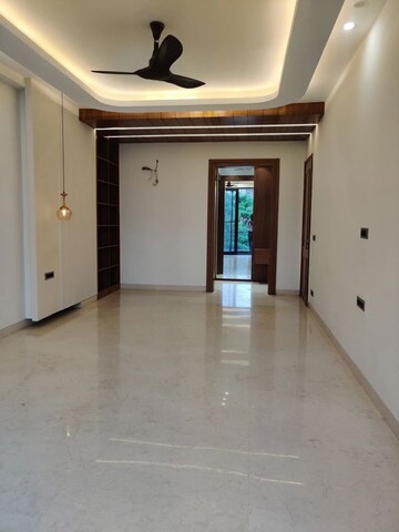 Room in 3 BHK Builder Floor at Chattarpur – for Rent