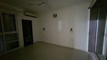 Room in 3 BHK Apartment at Tulip Violet, Sector 69 – for Rent