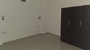 Room in 3 BHK Apartment at Tulip Violet, Sector 69 – for Rent