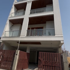3 BHK + Pooja Room,Extra Room Builder Floor For Sale in BPTP District 3