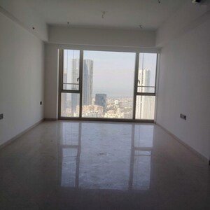 Room in 3 BHK Apartment at Lodha Kiara, Kamala Mill – for Rent