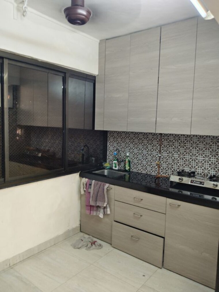 Kitchen, vile parle west 1 Bedroom 500 Sq.Ft. Apartment In Vile Parle West Mumbai 9838881