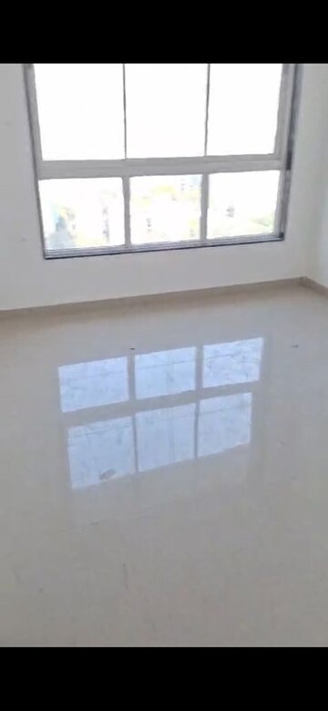 Room in 3 BHK Apartment at Shreeji Atlantis, Malad West – for Sale