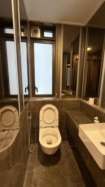 Bathroom in 4 BHK Apartment at Lodha The Park, Century Mills – for Rent