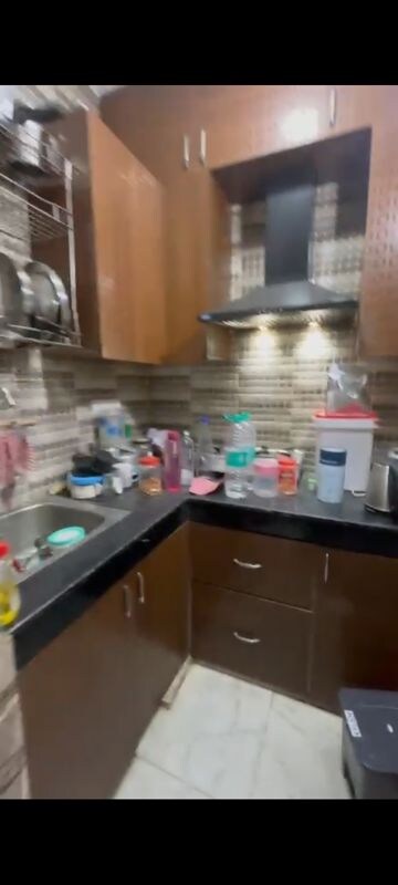 Kitchen in 1.5 BHK Builder Floor at Malviya Nagar – for Rent