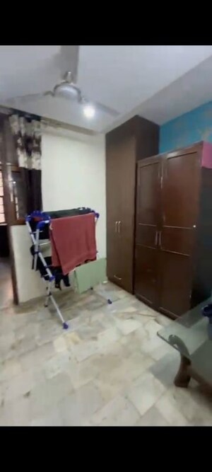 Master Bedroom in 1.5 BHK Builder Floor at Malviya Nagar – for Rent