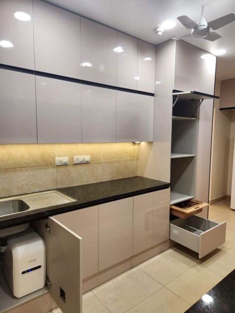 Kitchen, prestige-high-fields 4 Bedroom 2713 Sq.Ft. Apartment In Gachibowli Hyderabad 9838910