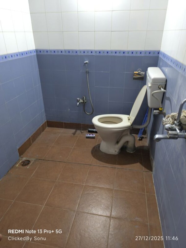 Team Area, prakriti-society 3 Bedroom 1500 Sq.Ft. Apartment In Baner Pune 9838941