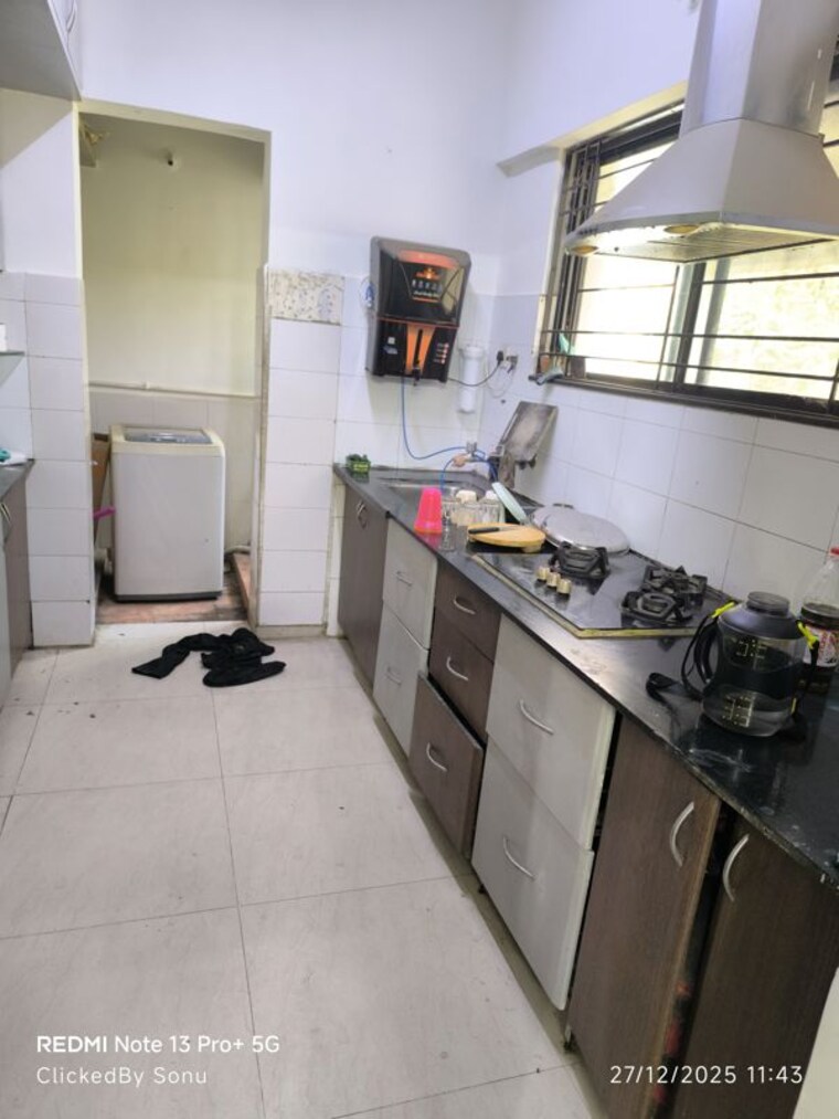 Team Area, prakriti-society 3 Bedroom 1500 Sq.Ft. Apartment In Baner Pune 9838941