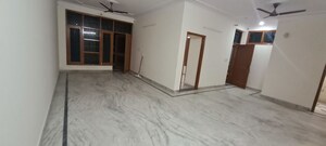 Room in 2 BHK Builder Floor at Spring Field Colony – for Rent