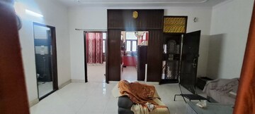 Bedroom in 2 BHK Builder Floor at Sector 30 – for Rent