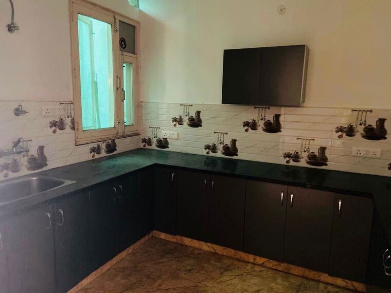 Kitchen, gomti nagar 3 Bedroom 1600 Sq.Ft. Independent House In Gomti Nagar Lucknow 9839041