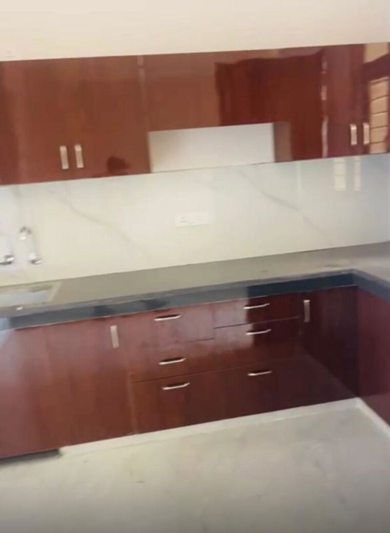 Kitchen, gomti nagar 3 Bedroom 1600 Sq.Ft. Independent House In Gomti Nagar Lucknow 9839041