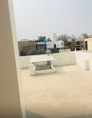 Master Bedroom in 3 BHK Independent House at Gomti Nagar – for Sale