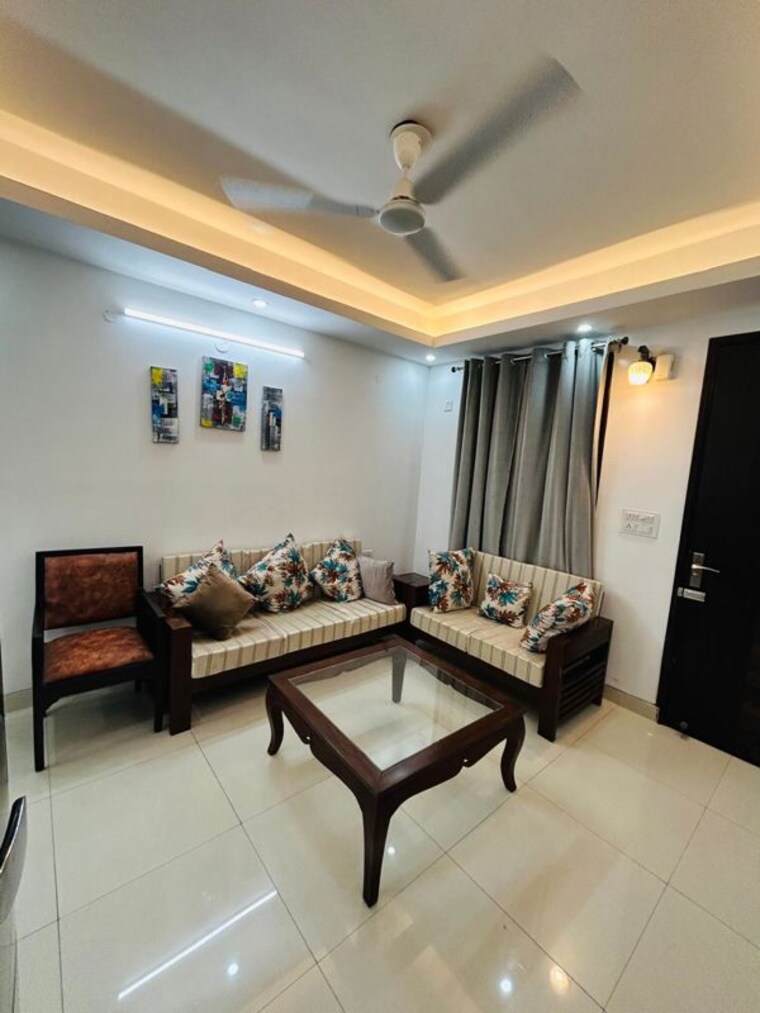 Bedroom, sector 53 1 Bedroom 350 Sq.Ft. Builder Floor In Sector 53 Gurgaon 9839052