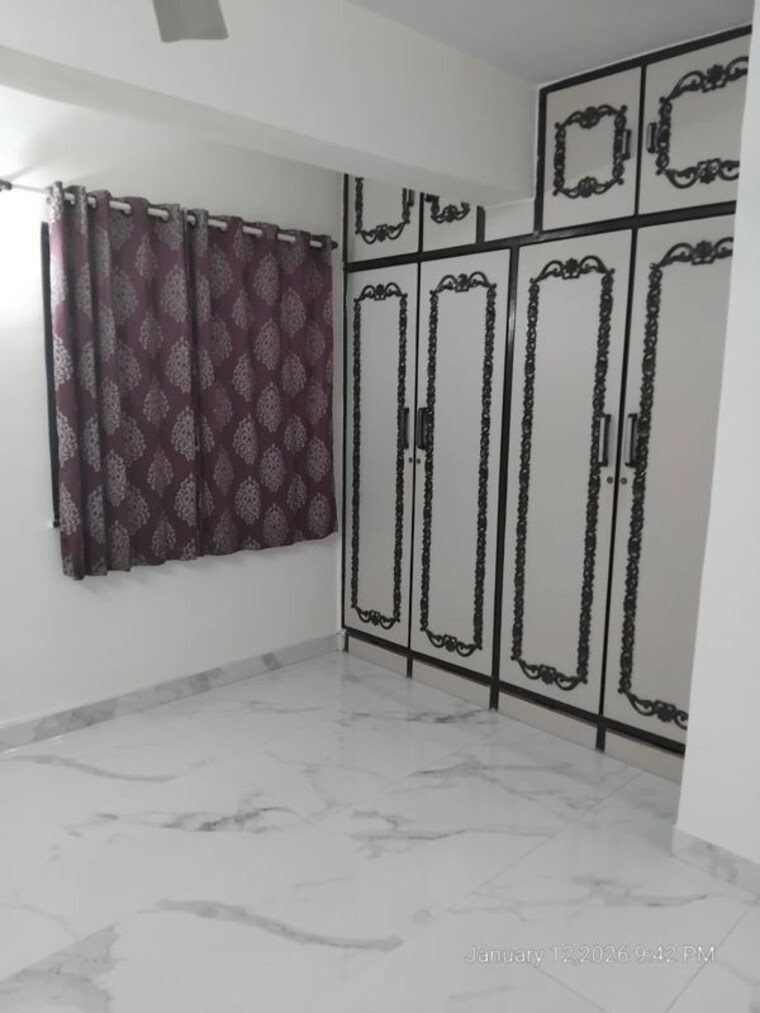 Room, vile parle east 1 Bedroom 480 Sq.Ft. Apartment In Vile Parle East Mumbai 9839056