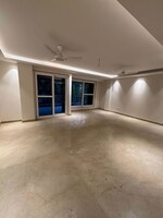 4 BHK + Servant Room 4500 Sq.Ft. Builder Floor in DLF City Phase IV