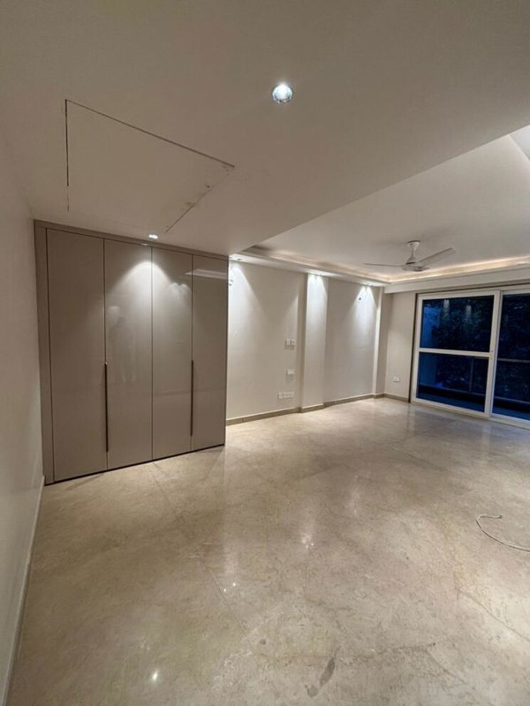 Room, dlf-city-phase-iv 4 Bedroom 4500 Sq.Ft. Builder Floor In Dlf Phase iv Gurgaon 9839063