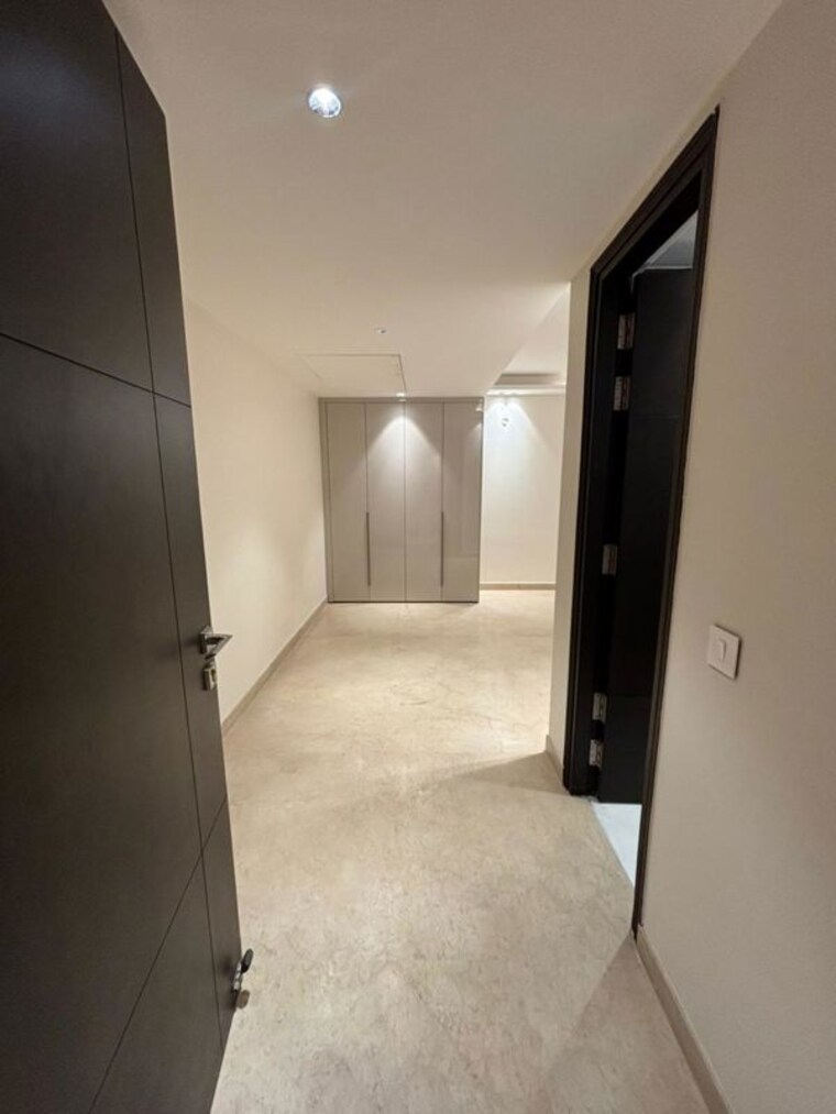 Room, dlf-city-phase-iv 4 Bedroom 4500 Sq.Ft. Builder Floor In Dlf Phase iv Gurgaon 9839063