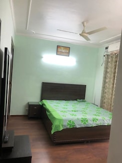 2 BHK Apartment For Sale in Amrapali Eden Park