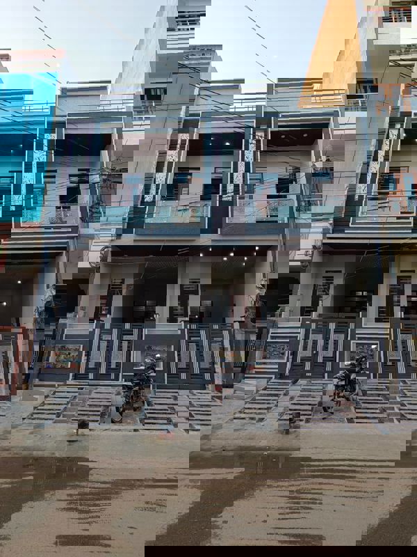 3 BHK + Pooja Room Independent House For Sale in Hathod