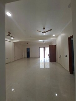3 BHK + Servant Room Apartment For Sale in Amrapali Eden Park