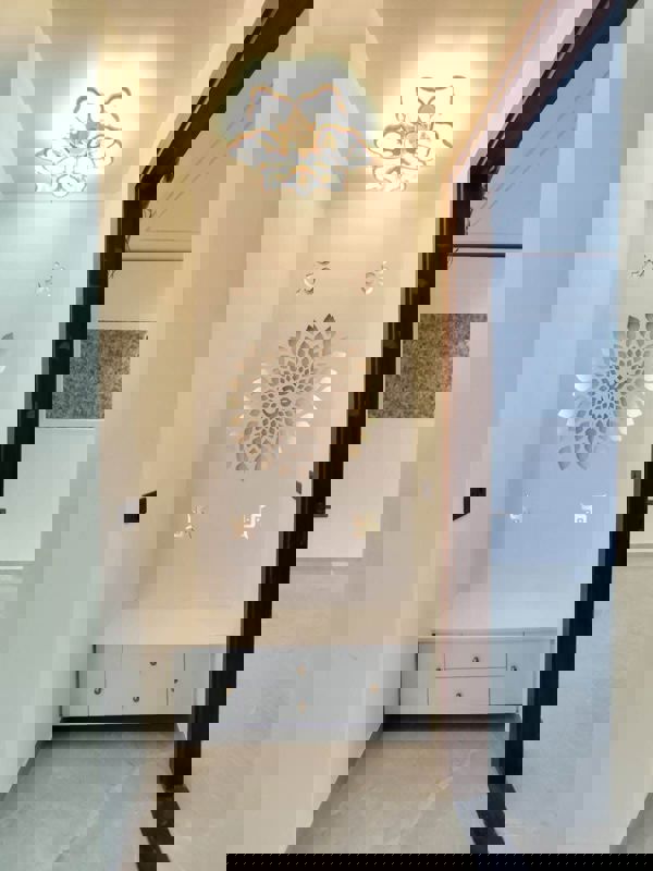 3 BHK + Pooja Room,Servant Room Apartment For Rent in Vasant Kunj