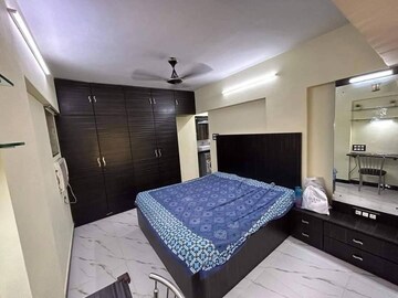 Bedroom in 2 BHK Apartment at Thane West – for Rent