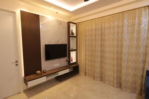 Room in 2 BHK Apartment at Dosti Vihar, Samata Nagar – for Rent