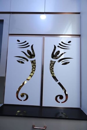 Furnished Amenities in 2 BHK Apartment at Dosti Vihar, Samata Nagar – for Rent