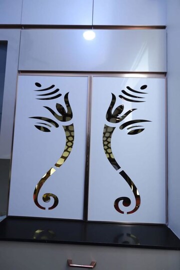 Furnished Amenities in 2 BHK Apartment at Dosti Vihar, Samata Nagar – for Rent