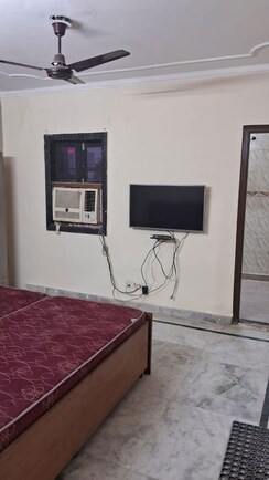 2 BHK Builder Floor For Rent in Lajpat Nagar