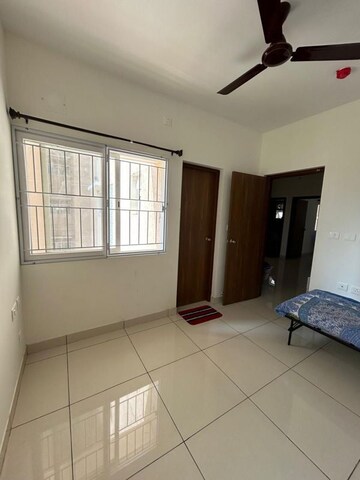 Room in 2 BHK Apartment at Prestige Finsbury Park Hyde, Bagaluru – for Rent