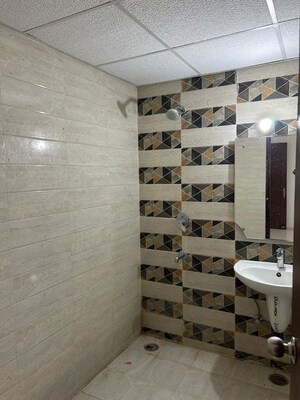Bathroom in 3 BHK Apartment at Shiva Garden, Raebareli Road – for Rent