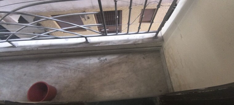Balcony, khirki extension 1 Bedroom 360 Sq.Ft. Builder Floor In Khirki Extension Delhi 9839158