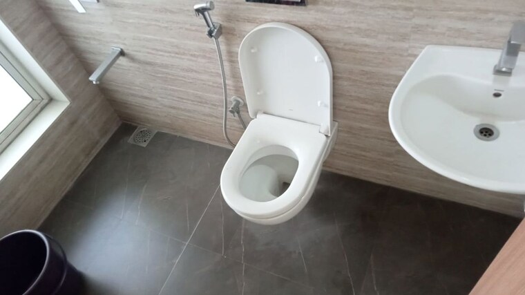 Bathroom, lodha-codename-premier 2 Bedroom 656 Sq.Ft. Apartment In Dombivli East Thane 9839159