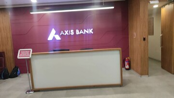 Furnished Amenities in 1 BHK Apartment at Runwal Gardens Phase I, Dombivli East – for Rent