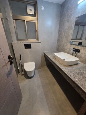 Kitchen in 2 BHK Apartment at Shalimar Belvedere Court, Gomti Nagar – for Rent