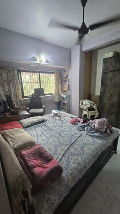 5 BHK + Servant Room Apartment For Sale in BG NRI Seawoods