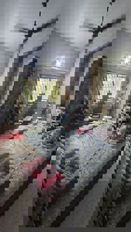 5 BHK + Servant Room Apartment For Sale in BG NRI Seawoods