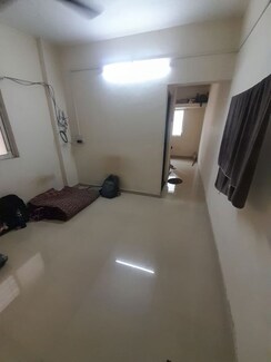 1 RkApartment For Rent in Raikar Park Apartments