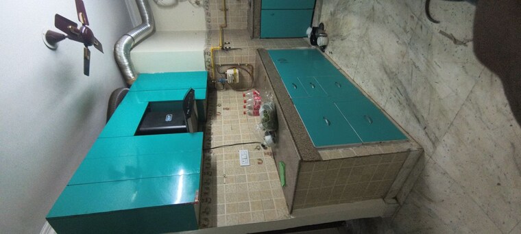 Kitchen, panchsheel vihar 3 Bedroom 900 Sq.Ft. Builder Floor In Panchsheel Vihar Delhi 9839183