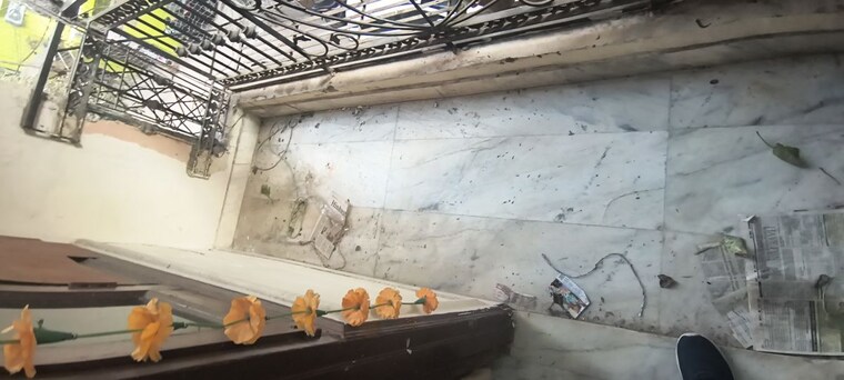 undefined, panchsheel vihar 3 Bedroom 900 Sq.Ft. Builder Floor In Panchsheel Vihar Delhi 9839183