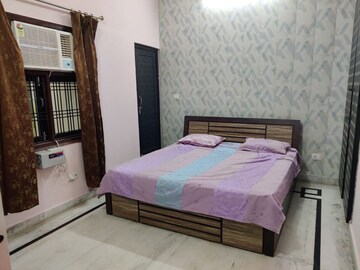 Bedroom in 2.5 BHK Villa at Indira Nagar – for Rent