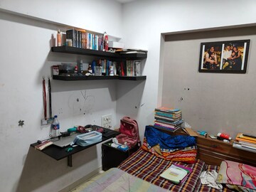 Furnished Amenities in 2 BHK Apartment at Yashraj Park CHS, Kasarvadavali – for Rent