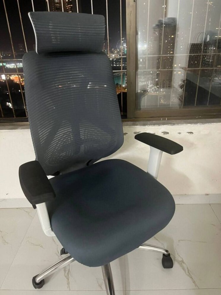 Team Area, vraj-tiara 2 Bedroom 682 Sq.Ft. Apartment In Worli Mumbai 9839221