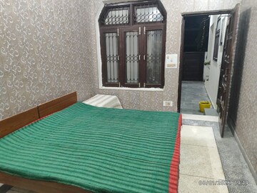 Bedroom in 1 RK Builder Floor at Rajpur Road – for Rent