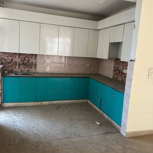 Kitchen in 3 BHK Apartment at Sector 61 – for Rent